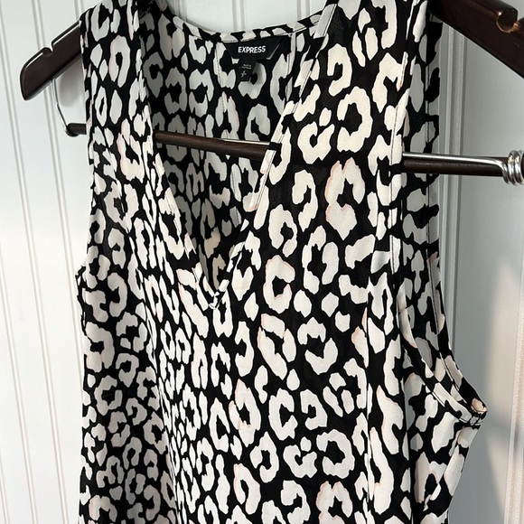 Express Leopard Print Tank - Picture 8 of 8